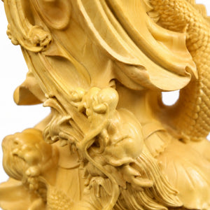 Statue Guanyin sur Dragon en Bois de Buis Sculptures et statues La Maison de Bouddha