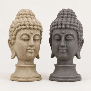 Statues têtes de Bouddha en résine de 33 cm en coloris sable et gris sombre sur fond blanc
