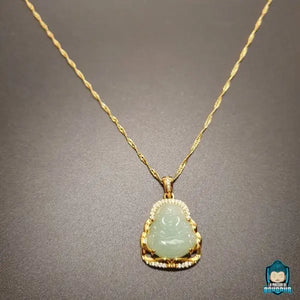 Collier-Pendentif-Bouddha-Jade-Vert-Or-18karats-La-Maison-de-Bouddha