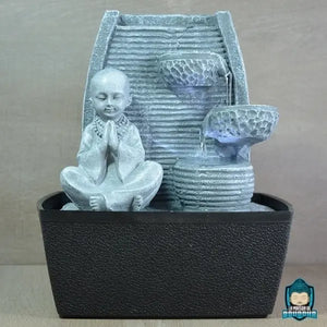 Fontaine-Moine-Zen-resine-26-cm-pompe-silencieuse-led-La-Maison-de-Bouddha