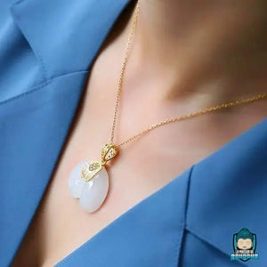 Pendentif Éléphant Jade