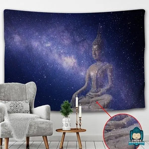 Tapisserie-Murale-Bouddha-Nuit-tenture-en-polyester-representation-Bouddha-assis-ciel-decor-bleu-nuit-ciel-etoile-voie-lactee