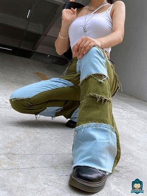 jeans-ethnique-patchwork-vert-et-bleu-ciel-coupe-bootcut-La-Maison-de-Bouddha
