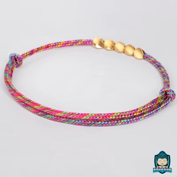 Bracelet-Tresse-Tibetain-Rouge-et-Perles-de-Cuivre-Arc-en-Ciel-noeud-coulissant-La-Maison-de-Bouddha