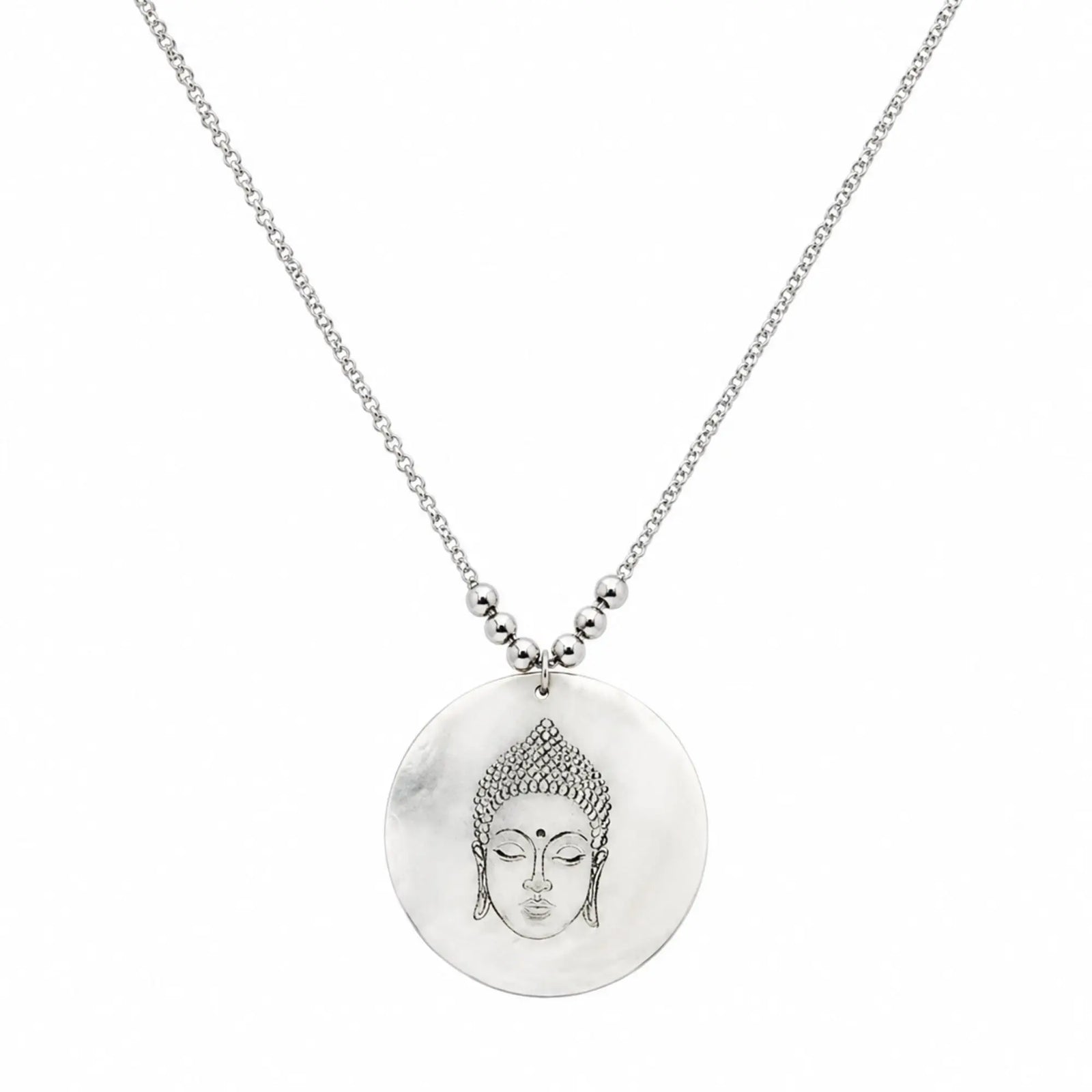 Collier pendentif Bouddha blanc nacré et chaîne argentée minimaliste  La Maison de Bouddha