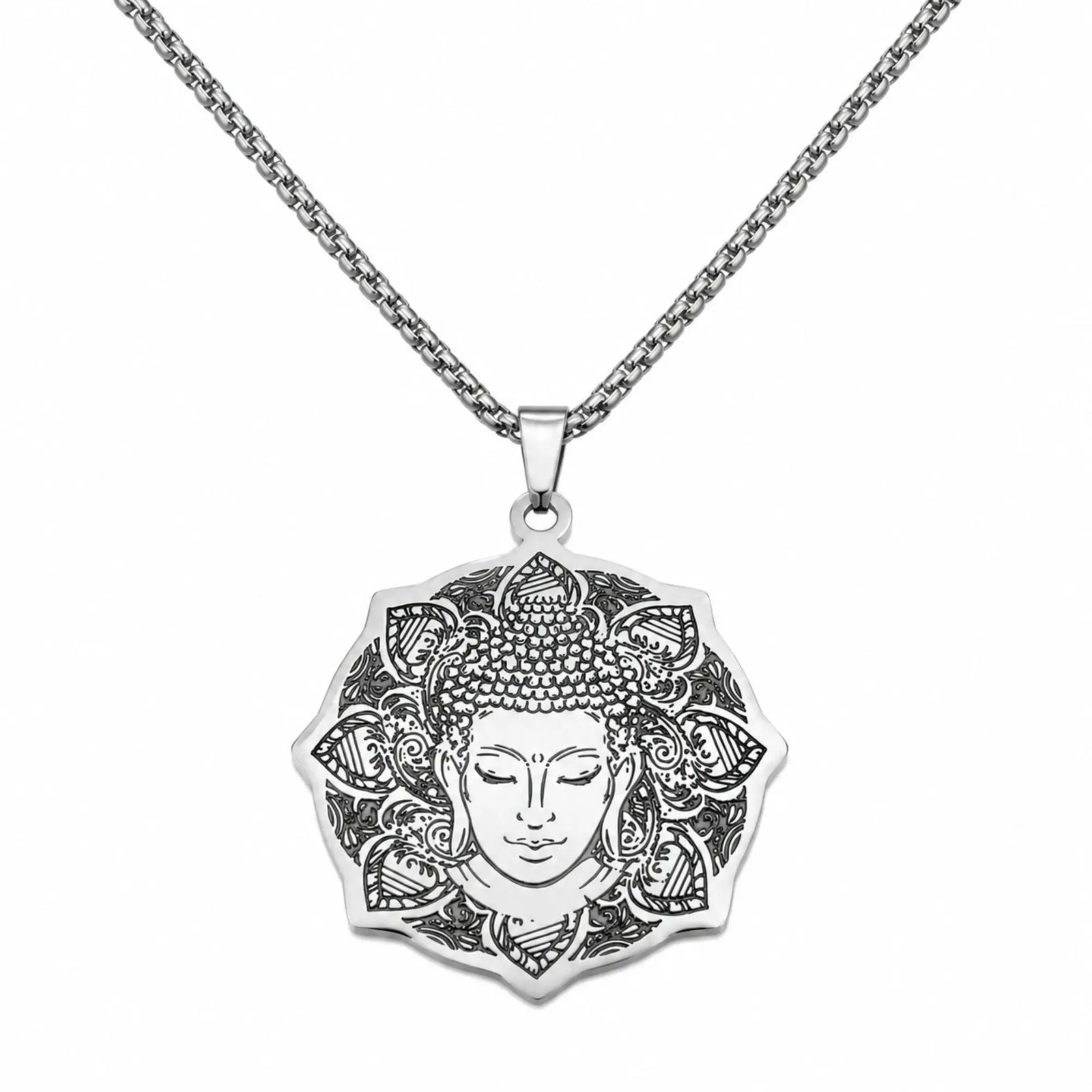 Collier zen Bouddha argenté avec pendentif floral style mandala  La Maison de Bouddha