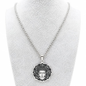 Collier zen Bouddha argenté avec pendentif floral style mandala  La Maison de Bouddha