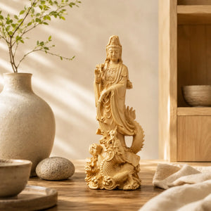 Statue Guanyin sur Dragon en Bois de Buis Sculptures et statues La Maison de Bouddha