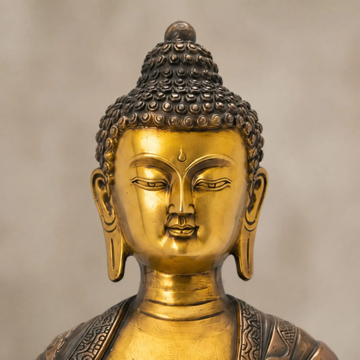 Statuette Bouddha Assis en Cuivre et Laiton – 21 cm  La Maison de Bouddha