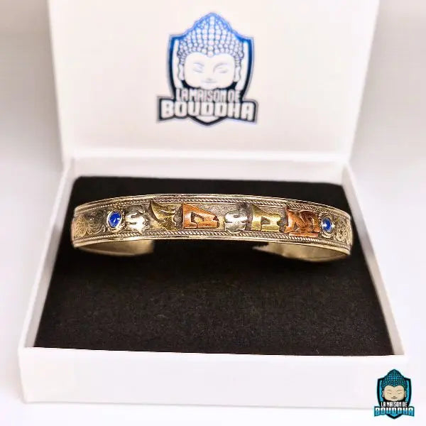 Bracelet Mantra Tibetain Om Mani Padme Hum Lapis Lazuli avec une boite à bijou