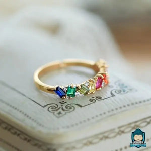 Bague Fine avec Pierre de Couleur