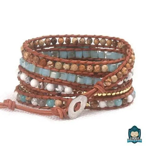 Bracelet-Bouddha-Boheme-en-perle-de-pierre-laniere-cuir-medaillon-nacre-multicouches-et-fermoir-en-metal-laniere-La-Maison-de-Bouddha