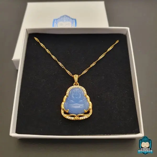 Collier-Bouddha-Rieur-jade-Bleu-contour-strass-chaine-couleur-or-18karats-La-Maison-de-Bouddha