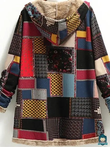 Manteau-a-capuche-ethnique-coton-polyester-doublure-fourree-fermeture-a-boutons-vue-de-dos