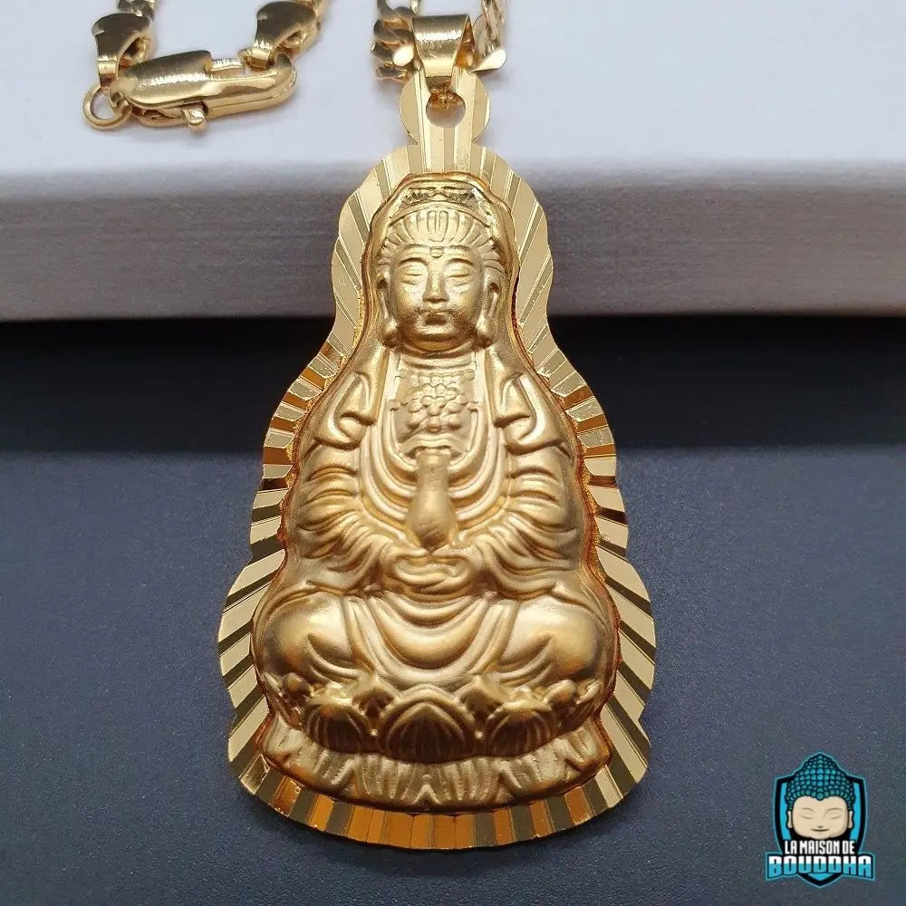 Pendentif Guanyin Bouddha doré  La Maison de Bouddha