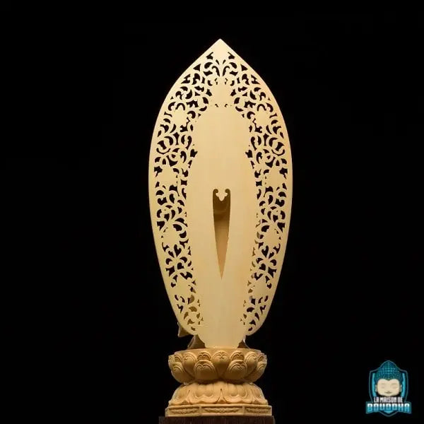 Statue Bodhisattva Guanyin En Buis Sculptures et statues La Maison de Bouddha