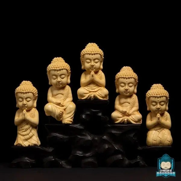 Statue Bouddha Amitabha en Bois de Buis Figurines La Maison de Bouddha