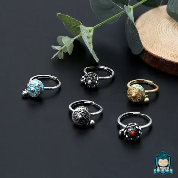 bague-tibetaine-tournante-couleur-or-en-laiton-redimensionnable-collection-de-bagues-La-Maison-de-Bouddha